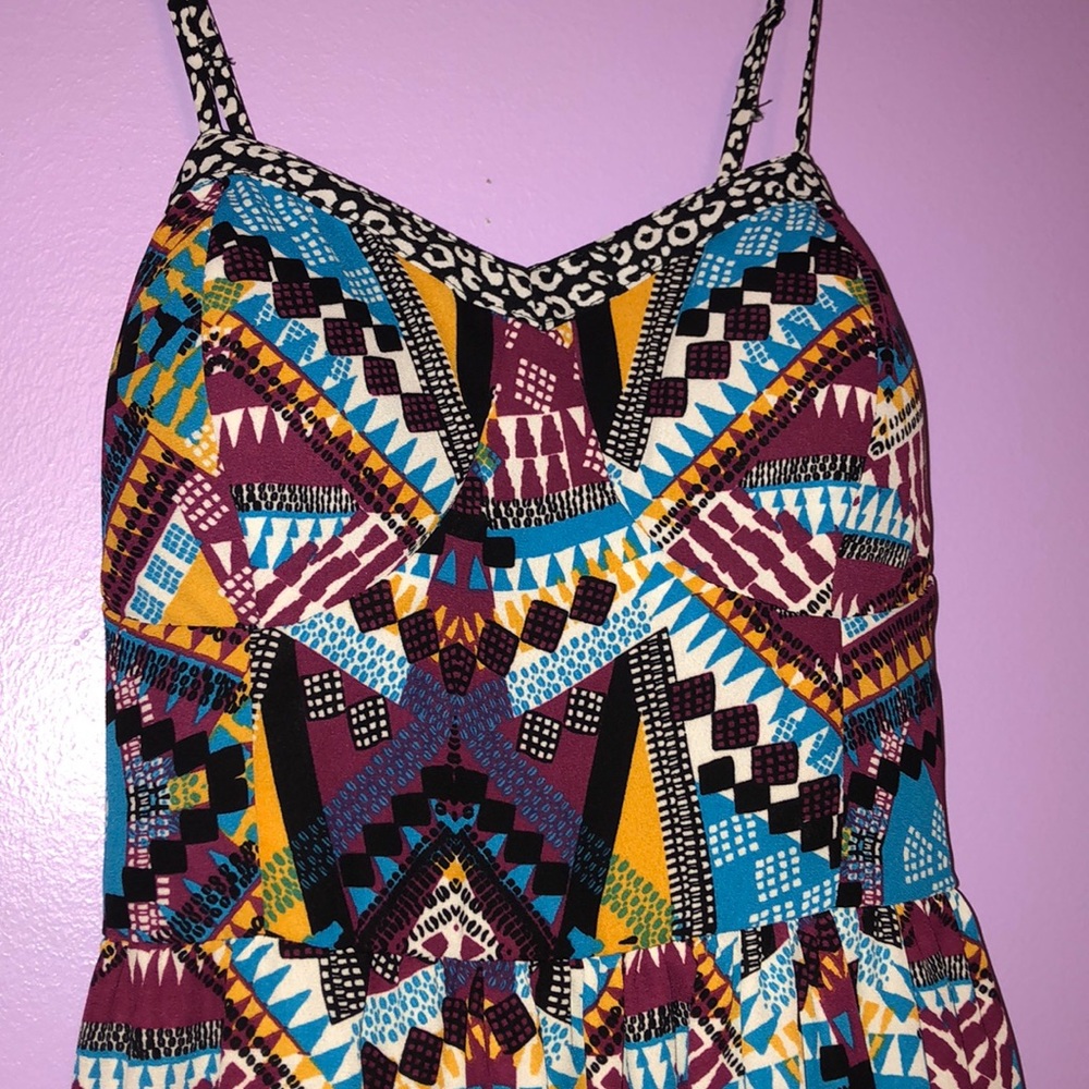 Fun, patterned dress - Picture 2 of 4